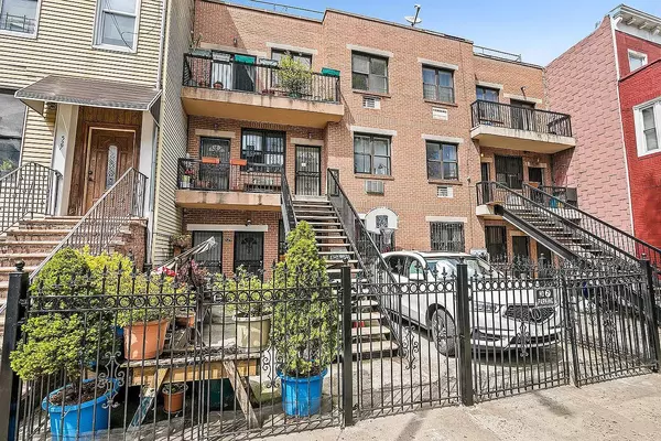 529 Lafayette Ave #1st & Basement, Brooklyn, NY 11205-4906