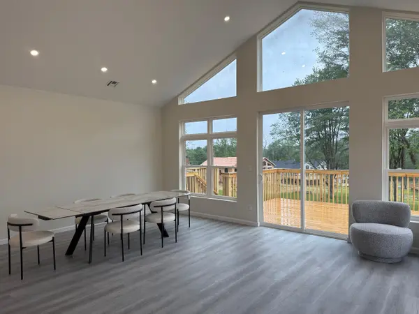 976 NY-52 #blue Maple Summer Home, Loch Sheldrake, NY 12759