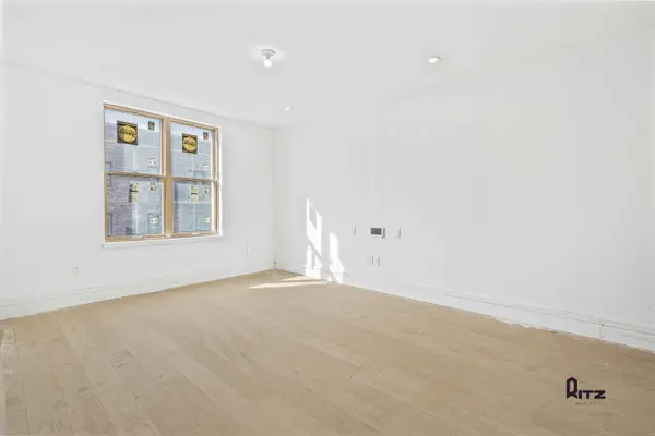55 Gerry St #7, Brooklyn, NY 11206-3686
