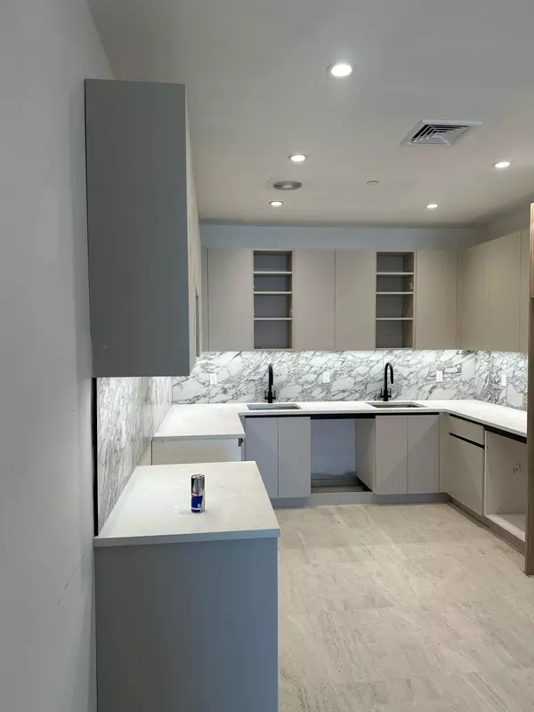 Brooklyn, NY 11205-4904,610 Dekalb Ave #Bigger 4 Bedroom