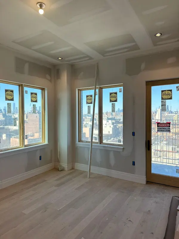 610 Dekalb Ave #bigger 4 bdrm low floor, Brooklyn, NY 11205-4904