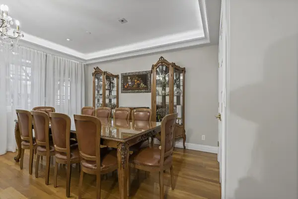 555 Flushing Ave #7L, Brooklyn, NY 11206-5126