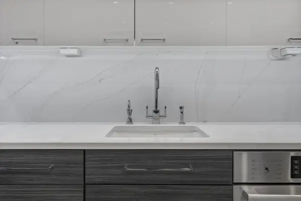 555 Flushing Ave #7L, Brooklyn, NY 11206-5126