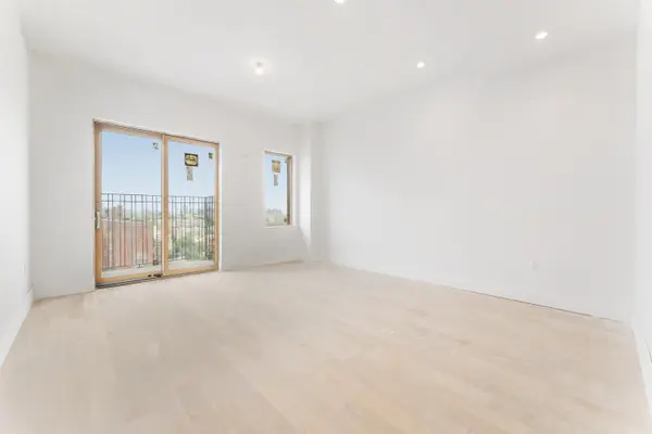 600 Dekalb Ave #4, Brooklyn, NY 11205-4904