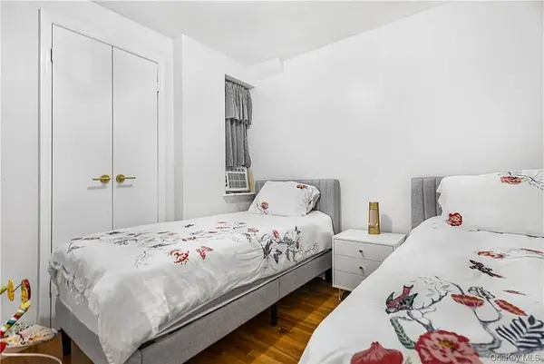 57 Lorimer St #1L, Brooklyn, NY 11206-8050