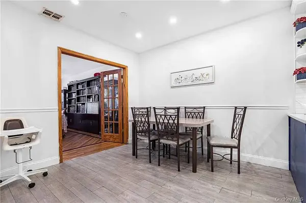 57 Lorimer St #1L, Brooklyn, NY 11206-8050