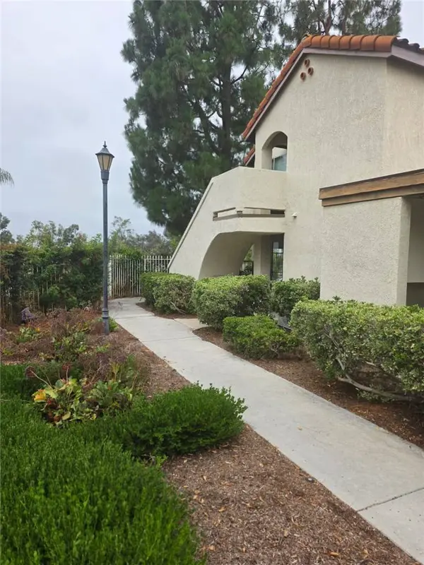 23395 La Crescenta #A, Mission Viejo, CA 92691