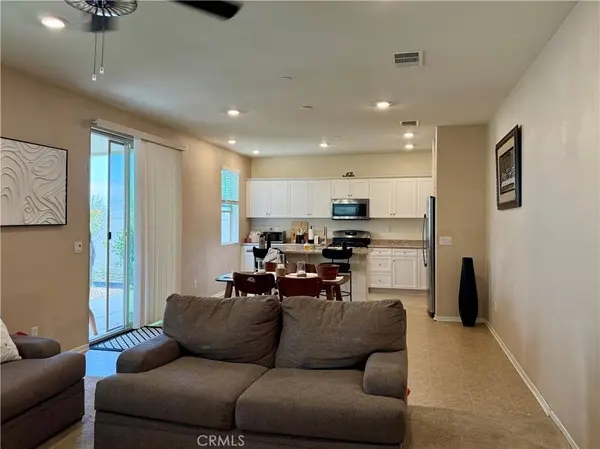 17119 Gray Pine, San Bernardino, CA 92407