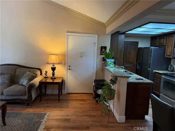 3535 Banbury DR #94, Riverside, CA 92505