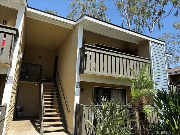 3535 Banbury DR #94, Riverside, CA 92505