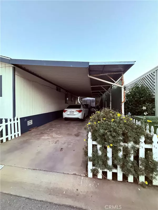 15831 Olden ST #63, Sylmar, CA 91342