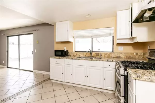 38633 Angele Trumpet CT, Palmdale, CA 93550