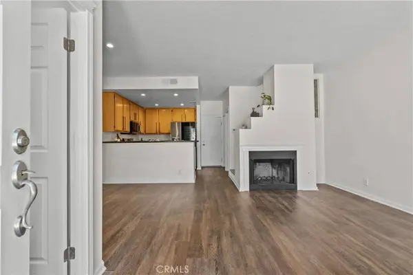 25511 Schubert Cir #142 B, Stevenson Ranch, CA 91381