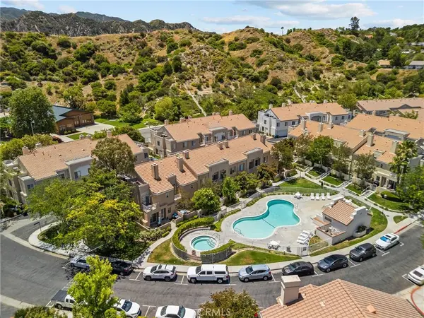 25511 Schubert Cir #142 B, Stevenson Ranch, CA 91381