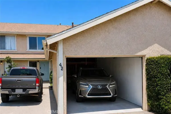 10125 De Soto, Chatsworth, CA 91311
