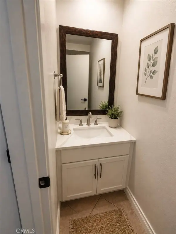 10125 De Soto, Chatsworth, CA 91311