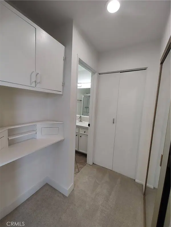 10125 De Soto, Chatsworth, CA 91311