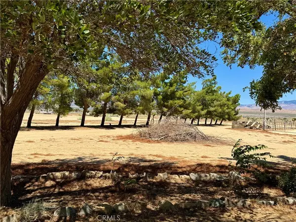 18839 W Avenue B8, Lancaster, CA 93536