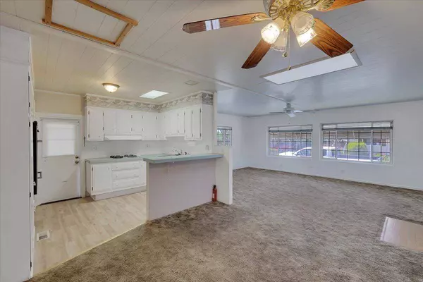 4194 George AVE #12, Olivehurst, CA 95961