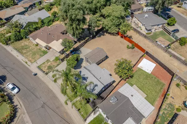 321 Woodbridge AVE, Yuba City, CA 95991