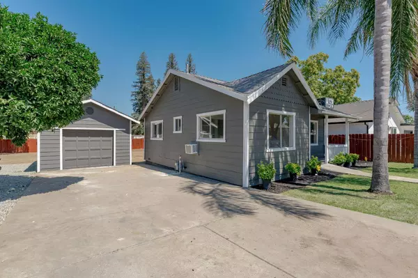 321 Woodbridge AVE, Yuba City, CA 95991