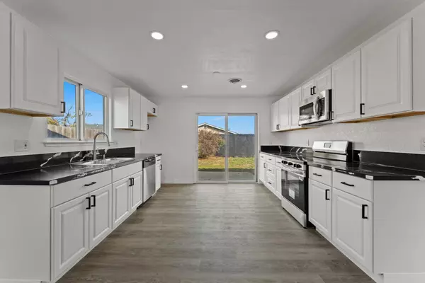 4330 Lever AVE, Olivehurst, CA 95961