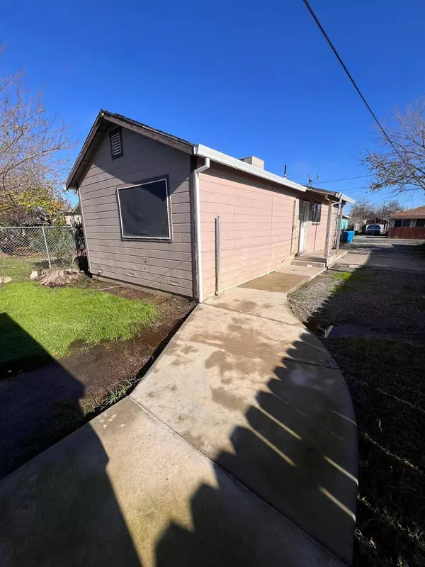 249 W Cedar ST, Maxwell, CA 95955