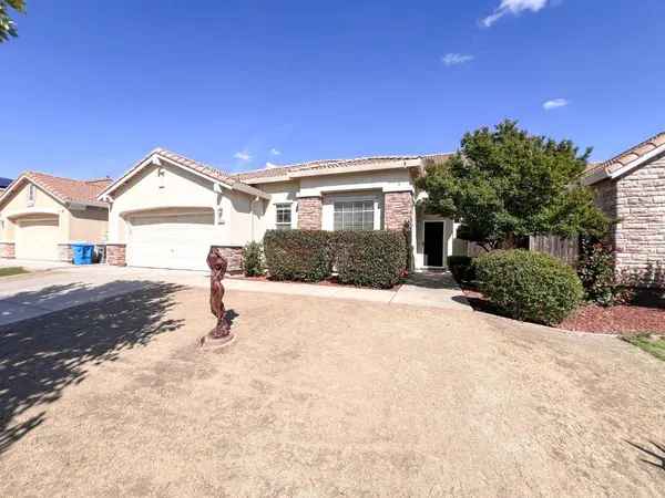 3537 Velvet Leaf ST, Plumas Lake, CA 95961