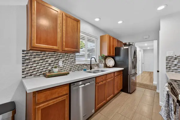 716 Winslow DR, Yuba City, CA 95991