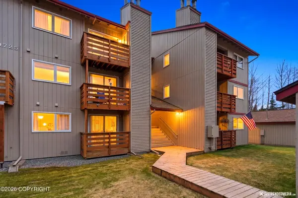 South Anchorage Condo Spotlight: 9725 Independence Drive #208