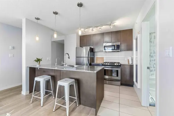 5811 No. 3 RD #1612, Richmond, BC V6X 4L7