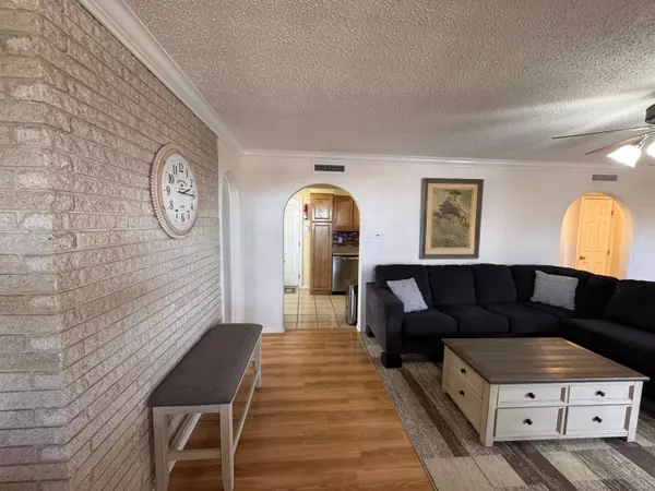 1805 Crescent DR, Alamogordo, NM 88310