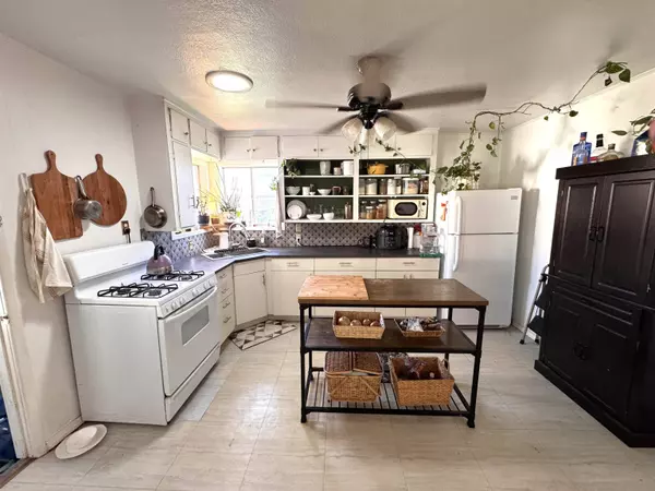 1006 College AVE, Alamogordo, NM 88310