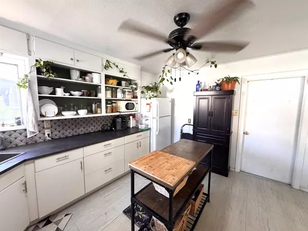 1006 College AVE, Alamogordo, NM 88310