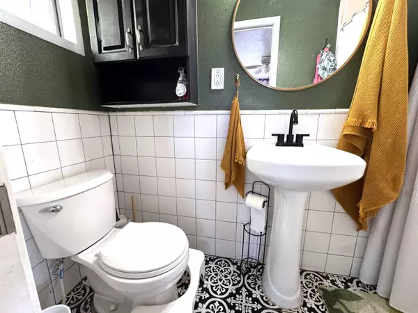 1006 College AVE, Alamogordo, NM 88310