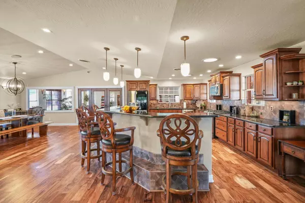 63 Desert Lakes RD, Alamogordo, NM 88310