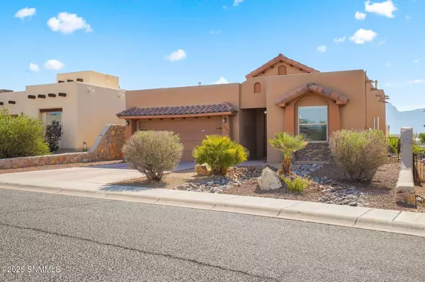 1952 Calle De Fuerte, Las Cruces, NM 88011