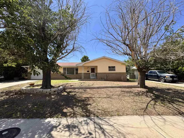 2316 Apache LN, Alamogordo, NM 88310