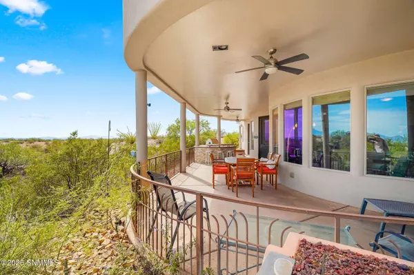 1320 Estancia Real PL, Las Cruces, NM 88007