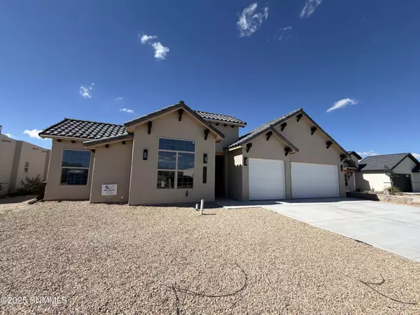 4060 Santa Elena PL, Las Cruces, NM 88005