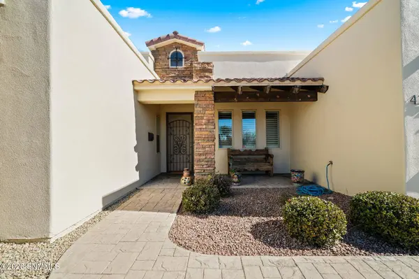 4252 Lyra CT, Las Cruces, NM 88011