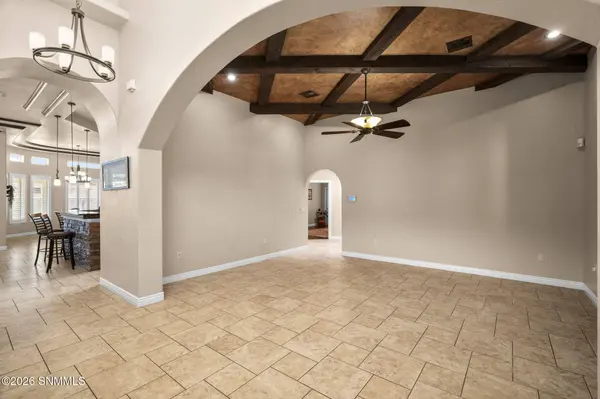 4252 Lyra CT, Las Cruces, NM 88011