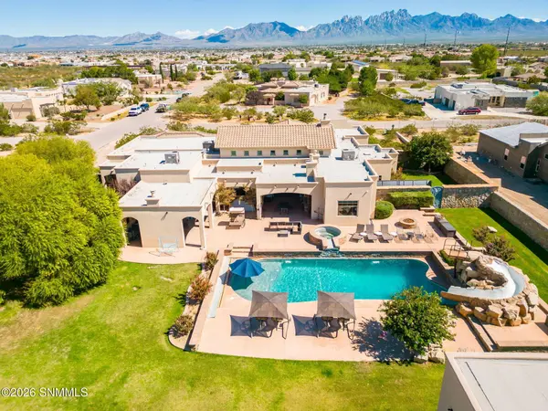 6081 Calle Pico Gemelo, Las Cruces, NM 88012