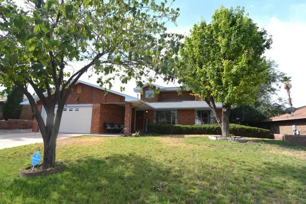3012 Del Prado, Alamogordo, NM 88310