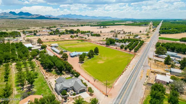 10110 N Valley DR, Las Cruces, NM 88007