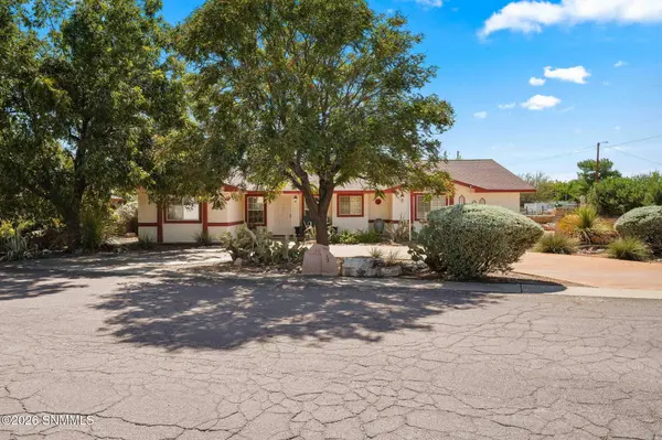 1895 Cochita LN, Las Cruces, NM 88007