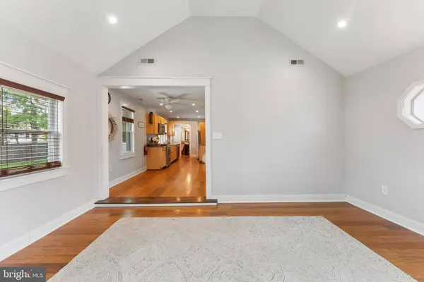 122 CARVER AVE, Egg Harbor Township, NJ 08234