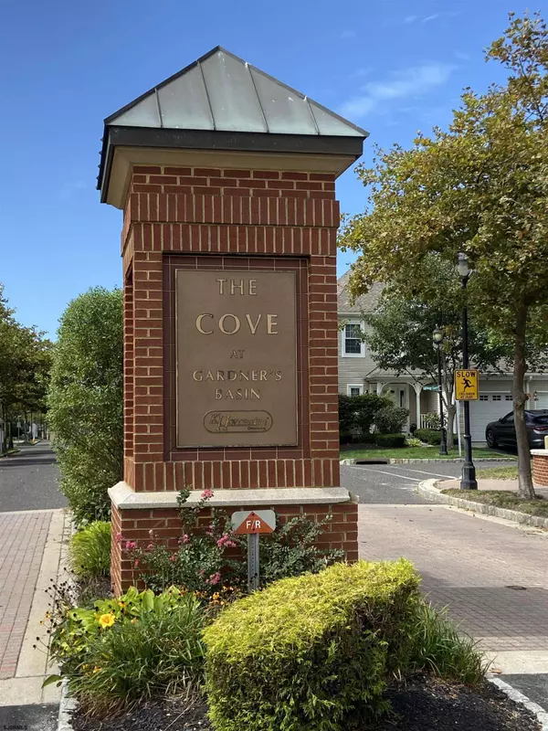 10 Starboard Ct, Atlantic City, NJ 08401