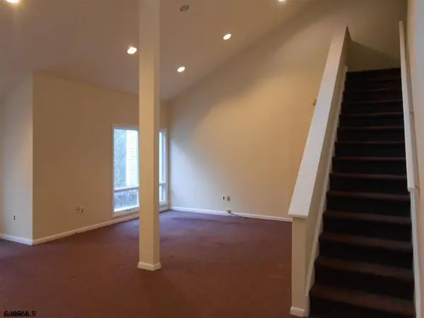 707 White Horse Pike, Absecon, NJ 08201