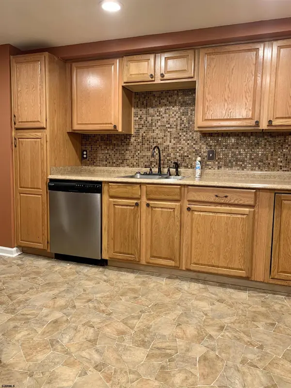 2721 Evergreen Ct, Mays Landing, NJ 08330